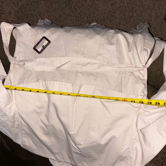 Luii NWOT Button Down Double Pleated Hem off white 3/4 trench coat jacket L - Picture 9 of 12